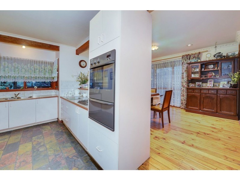 57 Fernhill Road, Mount Evelyn VIC 3796