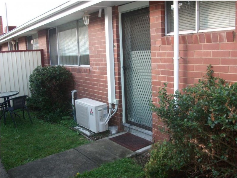 4/18 Oak Avenue, Boronia VIC 3155