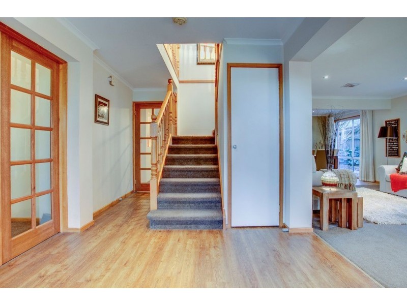 2 Memory Court, Kilsyth South VIC 3137