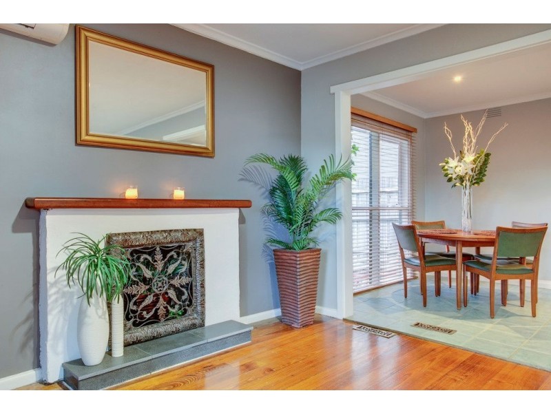 17 Weyburn Road, Boronia VIC 3155