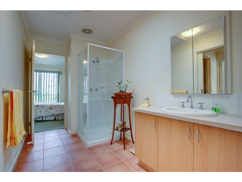 7/1401 High Street Road, Wantirna South VIC 3152