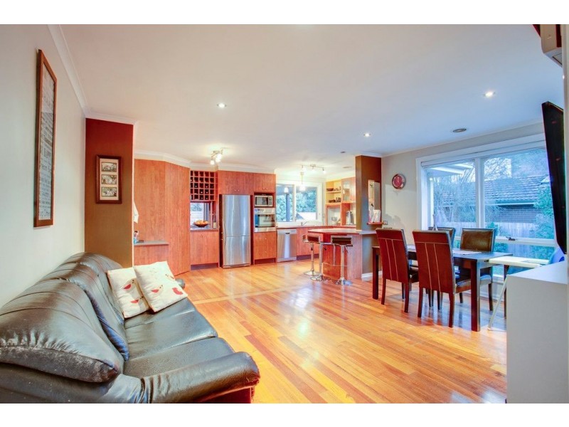 7 Riding Way, Ferntree Gully VIC 3156