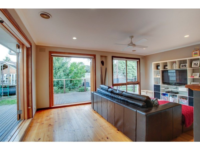 7 Riding Way, Ferntree Gully VIC 3156