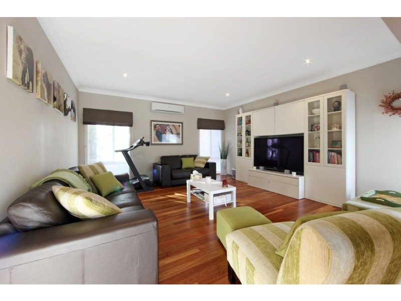 2/6 Berkley Street, Wantirna South VIC 3152