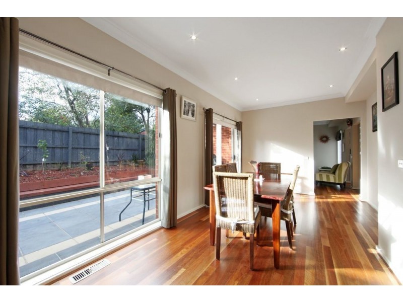 2/6 Berkley Street, Wantirna South VIC 3152