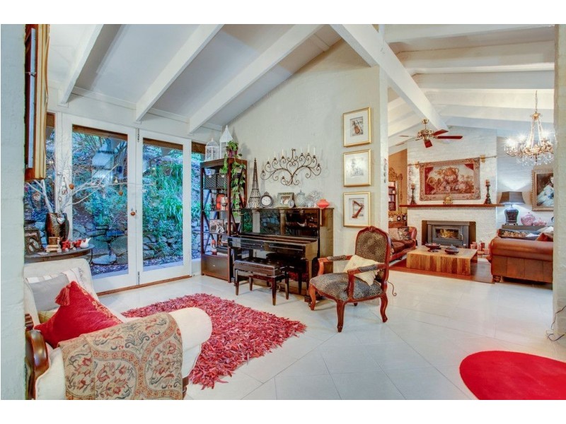 24 Alexandra Street, Upper Ferntree Gully VIC 3156