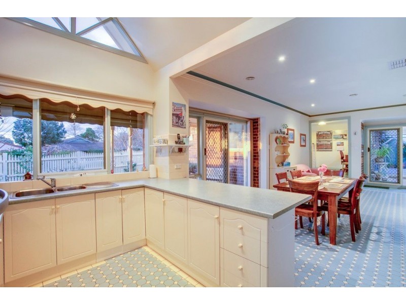 22 Peartree Place, Knoxfield VIC 3180