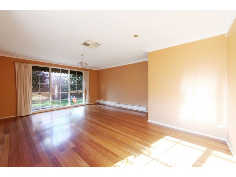 2 Greenglade Court, Bayswater VIC 3153