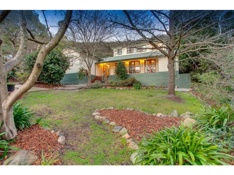 30 Kia Ora Parade, Ferntree Gully VIC 3156