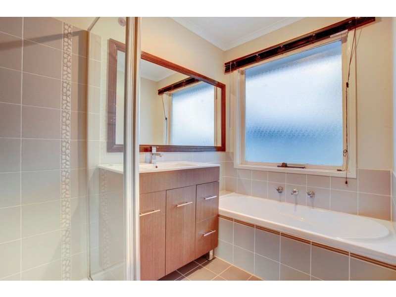 9 Howard Court, Bayswater North VIC 3153