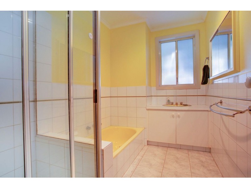 4/9 Veronica Street, Ferntree Gully VIC 3156