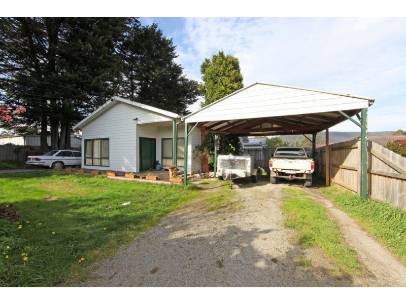 1 Tulip Crescent, Boronia VIC 3155