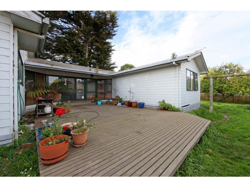 1 Tulip Crescent, Boronia VIC 3155