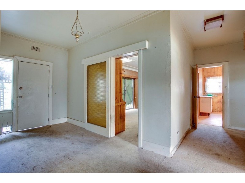 51 Tamworth Road, Kilsyth VIC 3137