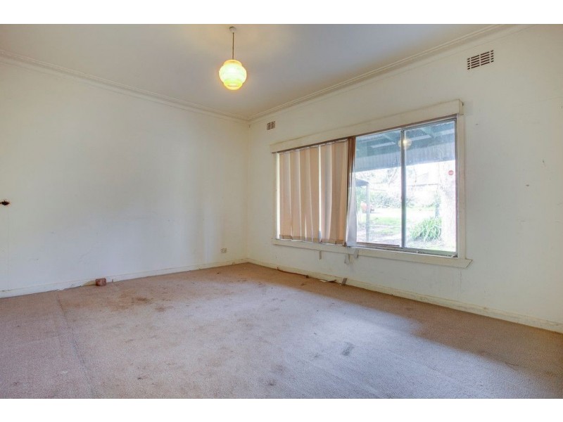 51 Tamworth Road, Kilsyth VIC 3137