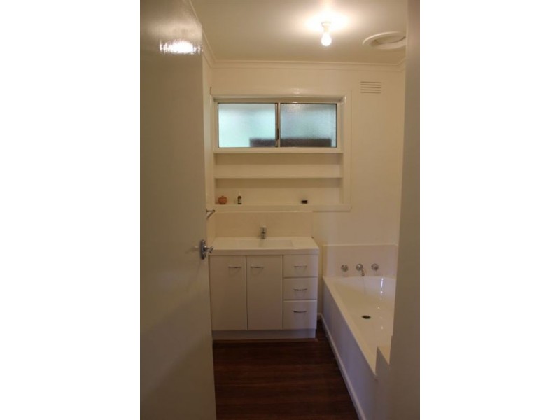 26 Jones Avenue, Upper Ferntree Gully VIC 3156