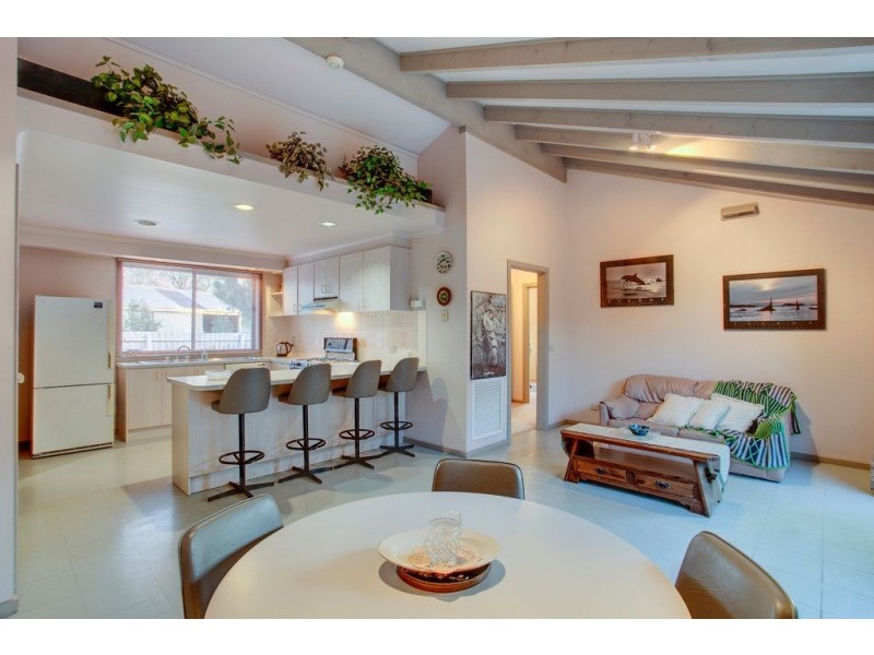 7 Baunton Court, Kilsyth South VIC 3137