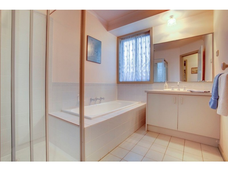 7 Baunton Court, Kilsyth South VIC 3137