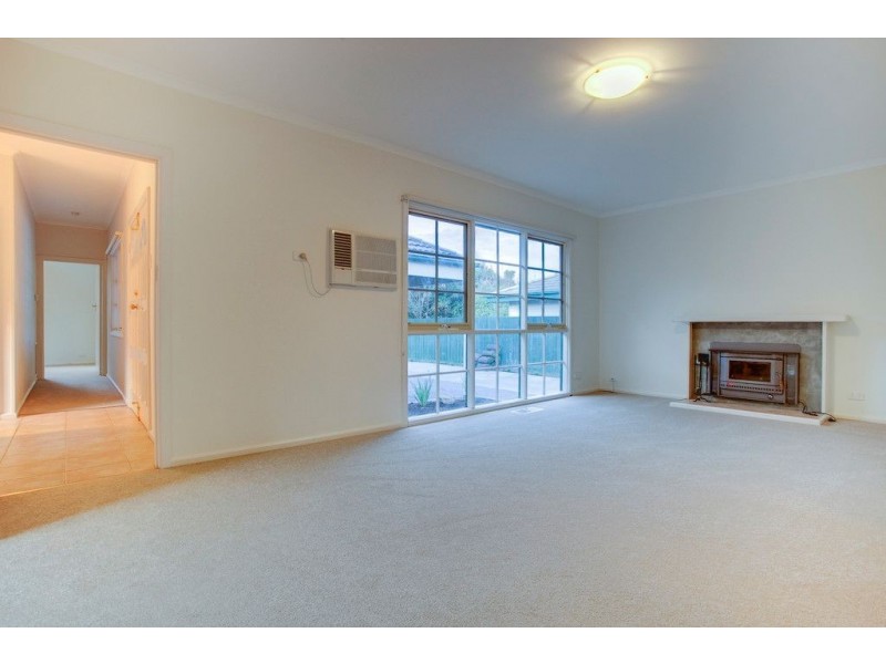 1/17 White Avenue, Bayswater VIC 3153