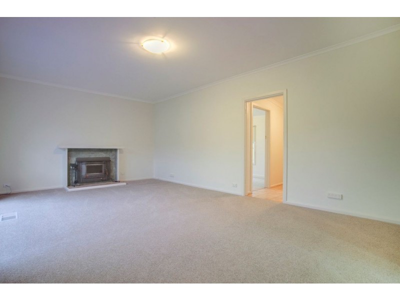 1/17 White Avenue, Bayswater VIC 3153