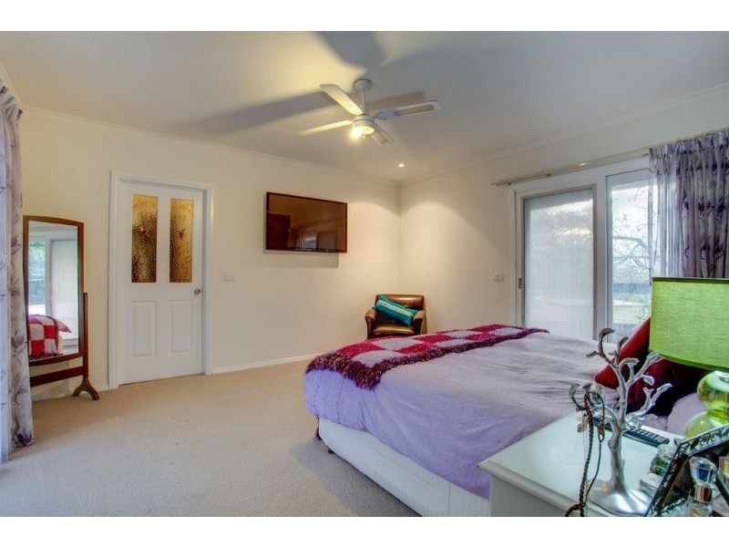 6 Buna Court, Boronia VIC 3155