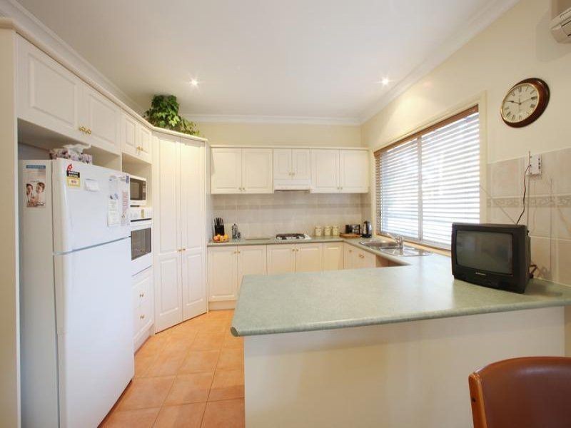 2/2A Verbena Avenue, The Basin VIC 3154