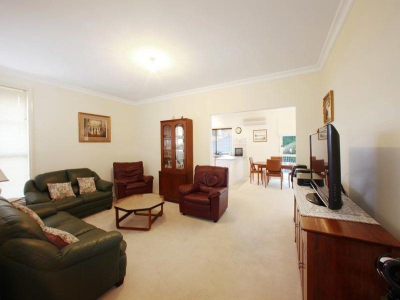 2/2A Verbena Avenue, The Basin VIC 3154