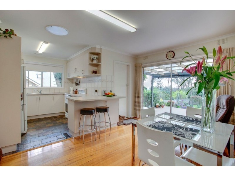 13 Anderson Street, Ferntree Gully VIC 3156