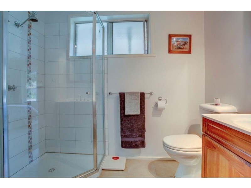 13 Anderson Street, Ferntree Gully VIC 3156