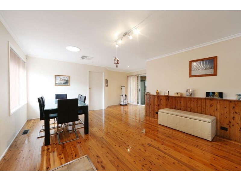 19 Winchester Drive, Bayswater North VIC 3153