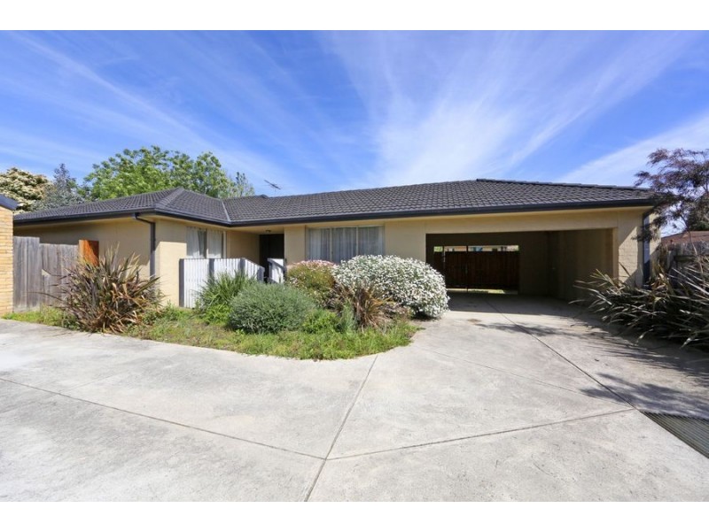 2/4 Kumala Road, Bayswater VIC 3153