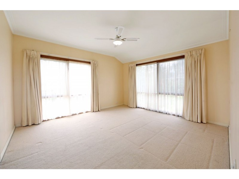 83 Burke Road, Ferntree Gully VIC 3156