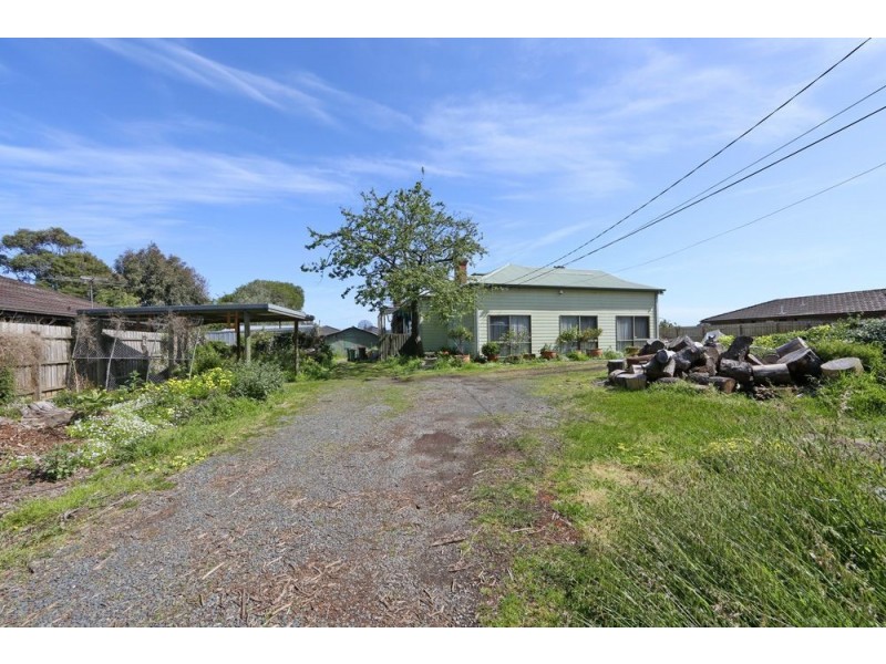 83 Burke Road, Ferntree Gully VIC 3156