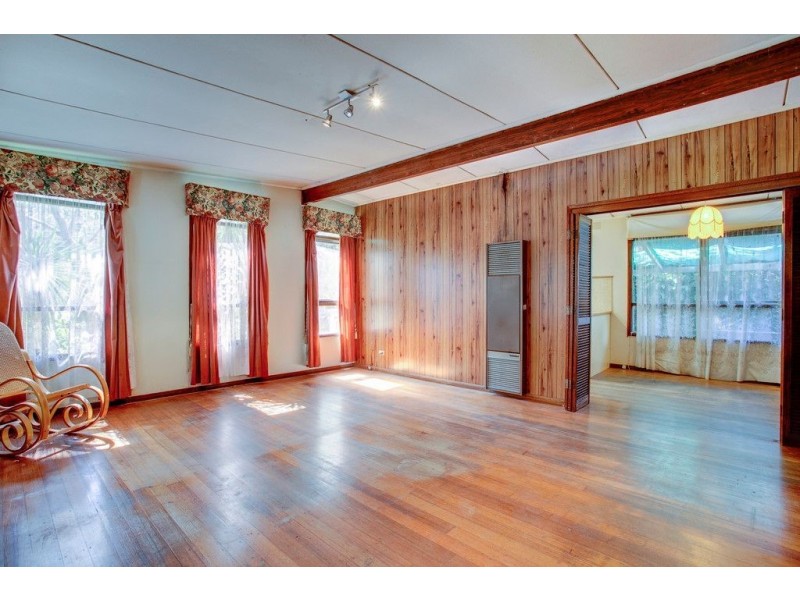 10 Vaughan Road, Ferntree Gully VIC 3156