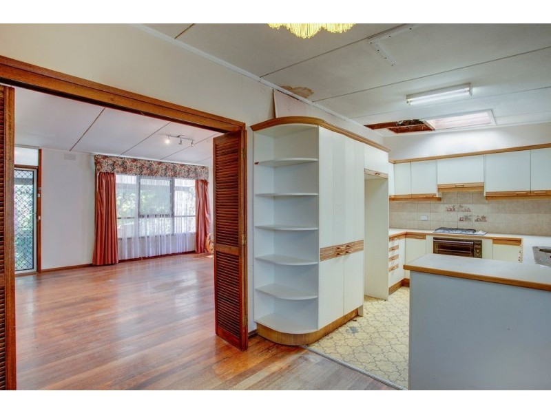 10 Vaughan Road, Ferntree Gully VIC 3156