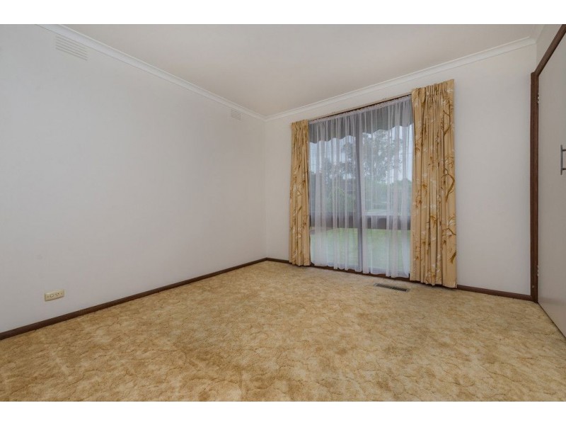 42 Piperita Road, Ferntree Gully VIC 3156