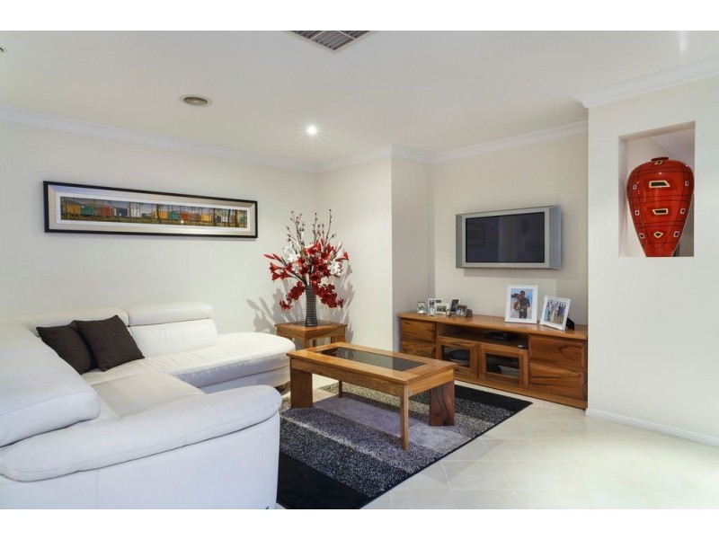 23 Regency Drive, Kilsyth South VIC 3137