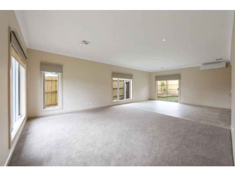 1/34 Devenish Road, Boronia VIC 3155