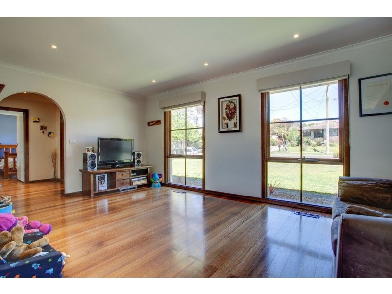 4 Fairlawn Place, Bayswater VIC 3153