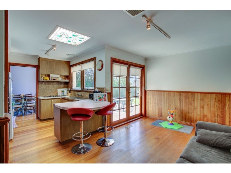 4 Fairlawn Place, Bayswater VIC 3153