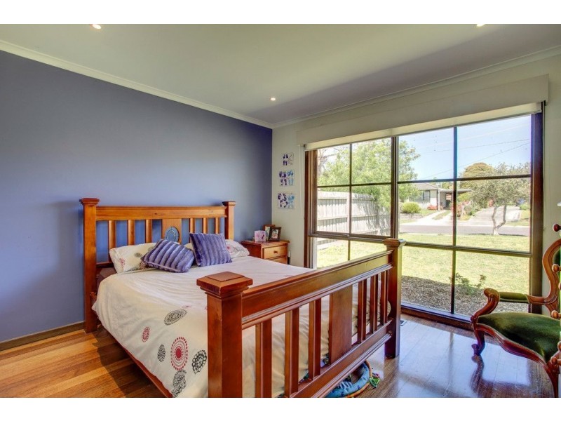 4 Fairlawn Place, Bayswater VIC 3153