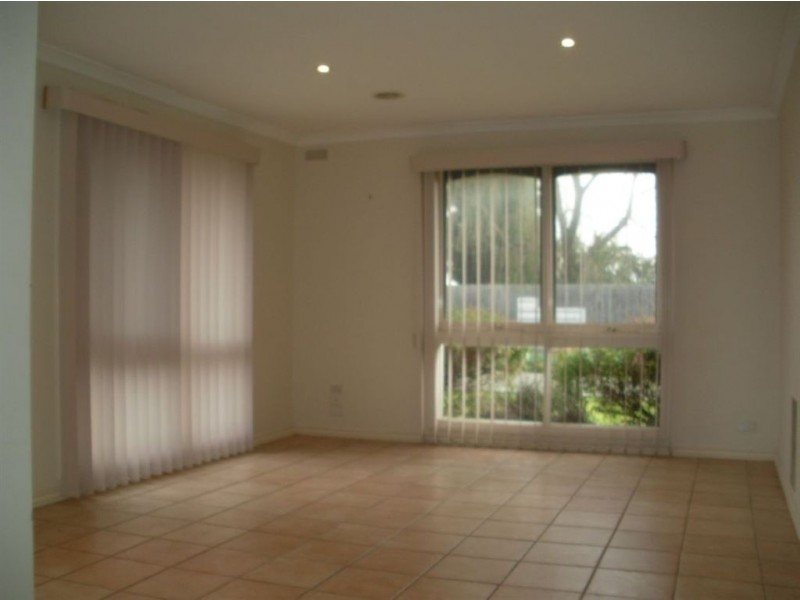 2/33 Elliott Street, Knoxfield VIC 3180