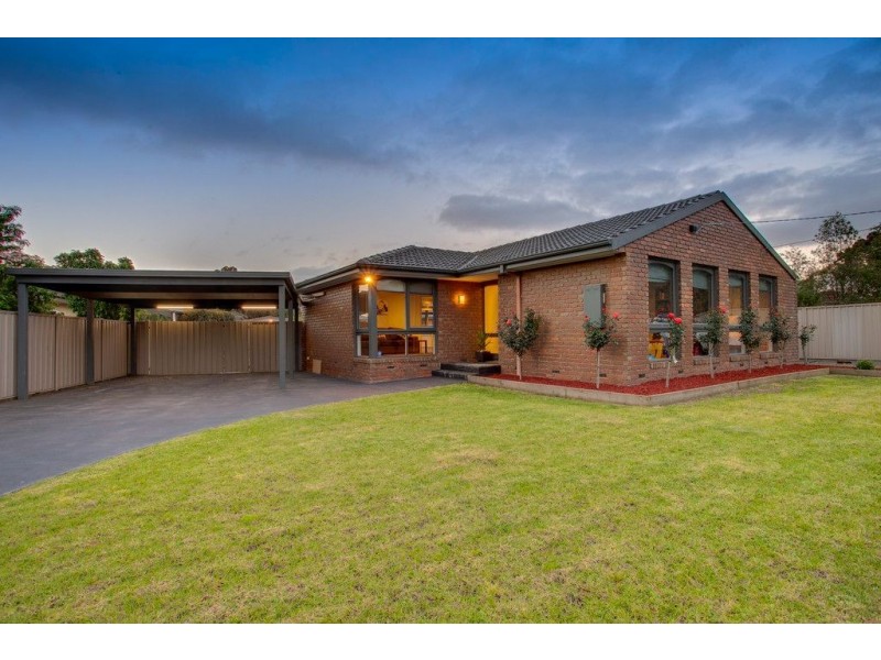 4 Paramount Avenue, Kilsyth VIC 3137