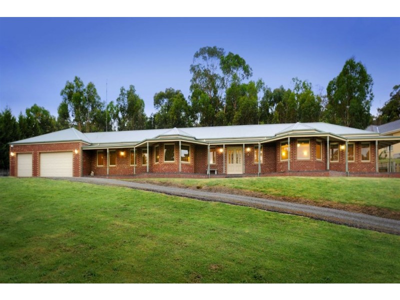 6 Greenview Close, Lysterfield South VIC 3156