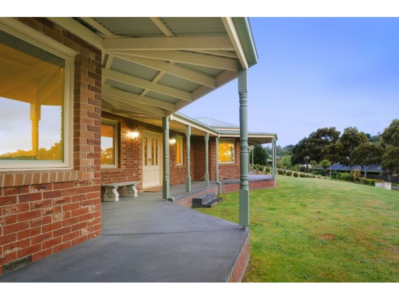 6 Greenview Close, Lysterfield South VIC 3156