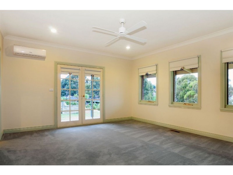 6 Greenview Close, Lysterfield South VIC 3156