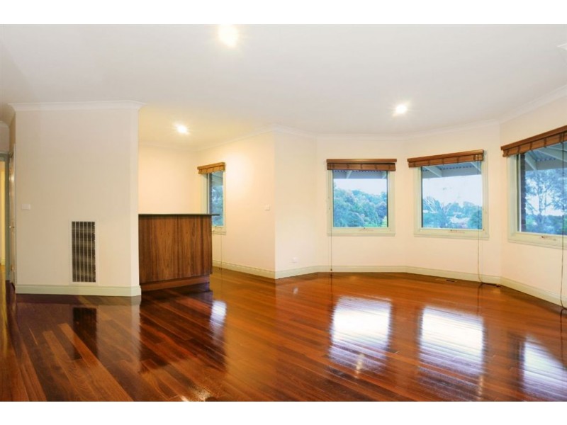 6 Greenview Close, Lysterfield South VIC 3156