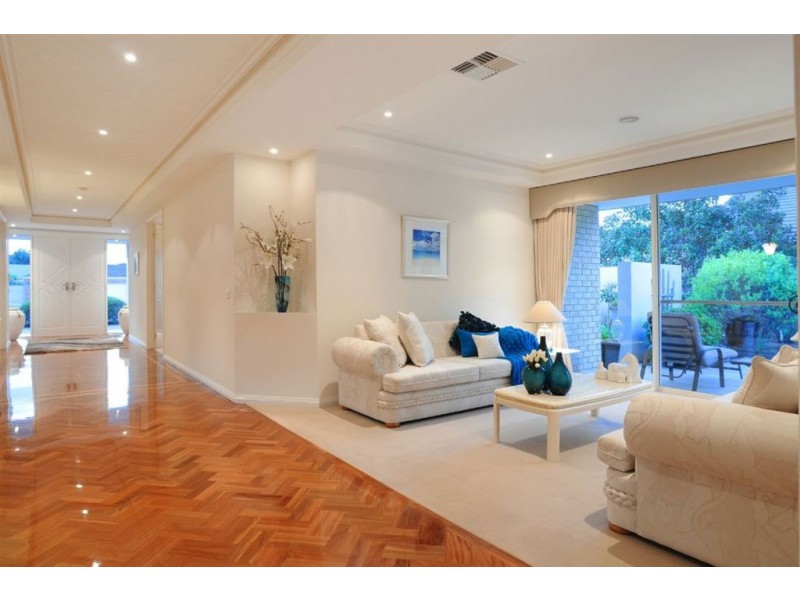 24 Grange Drive, Lysterfield VIC 3156