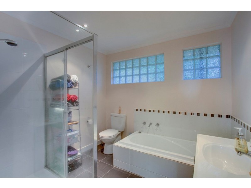 3/22 The Avenue, Ferntree Gully VIC 3156