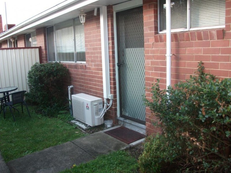 4/18 Oak Avenue, Boronia VIC 3155